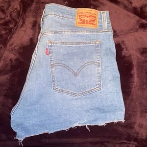 Levi Shorts